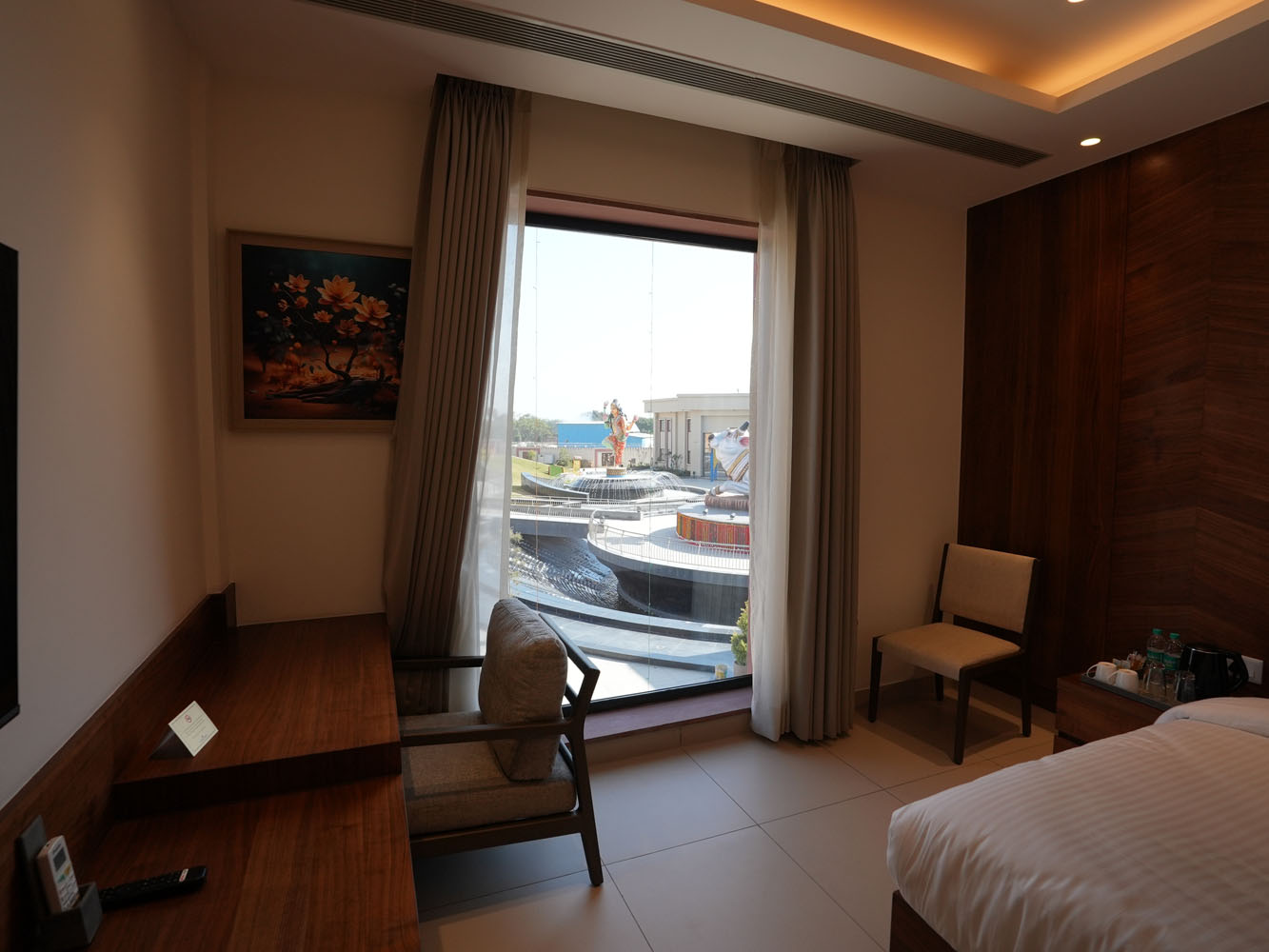 Super Premium Room